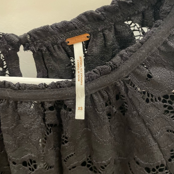 Free people bundle- three long sleeves - Picture 9 of 16